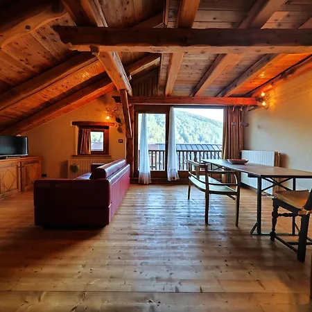 Hostdomus - La Casa Di Merlino Apartment *